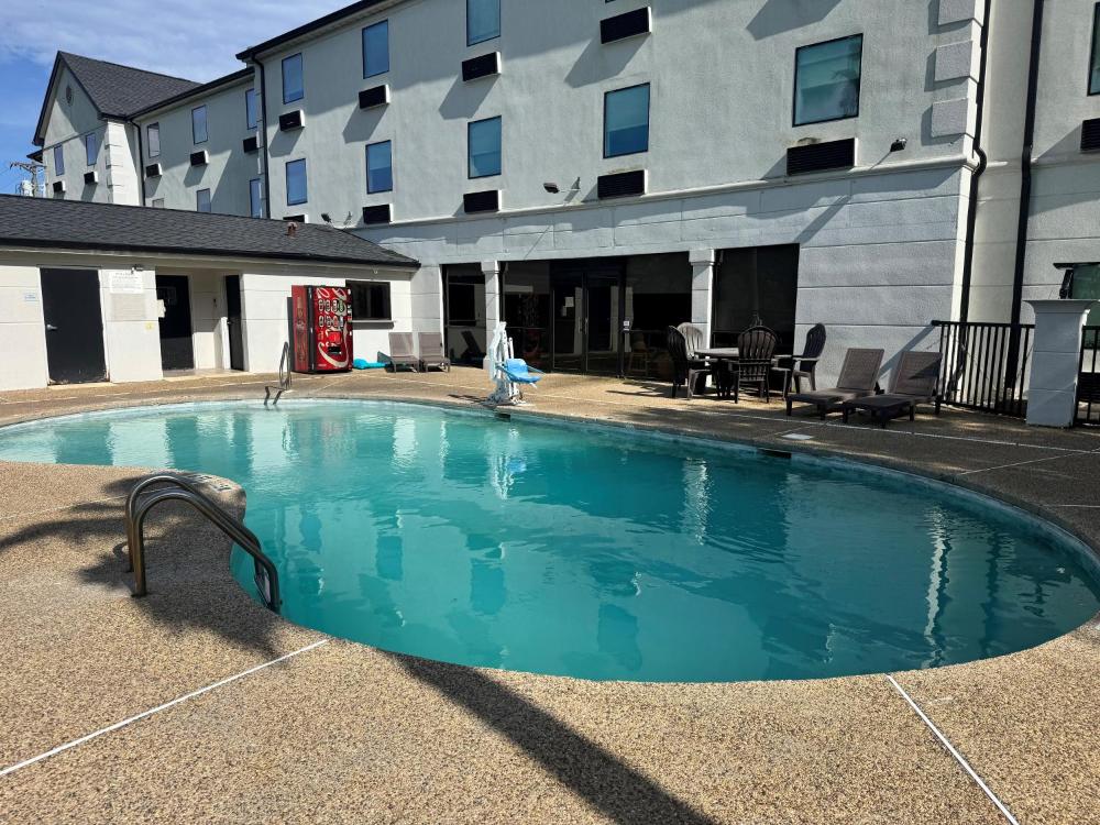 Wingate by Wyndham Biloxi - Ocean Springs